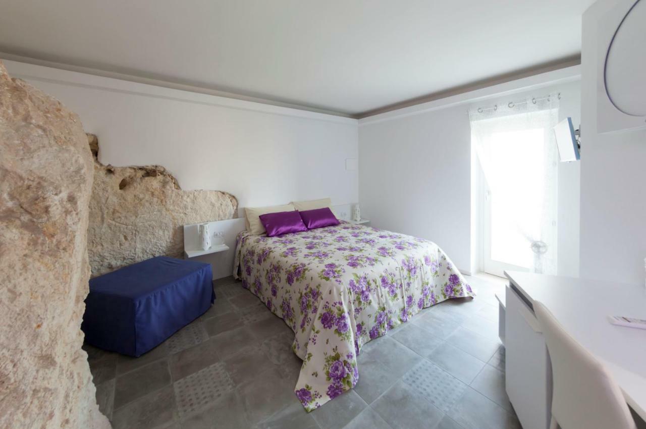 Terrazza Santa Barbara Hotel Matera Eksteriør billede